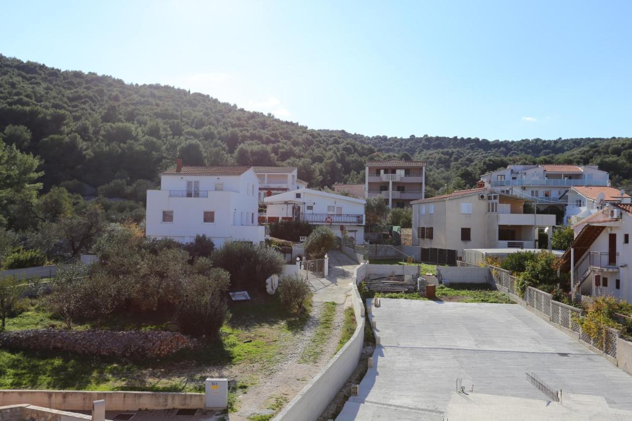 Apartments By The Sea Slatine, Ciovo - 14541 Eksteriør billede